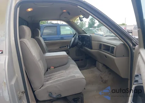 1995 Dodge Ram 1500 z USA, uszkodzony, nr VIN 1B7HC16Y0SS304370